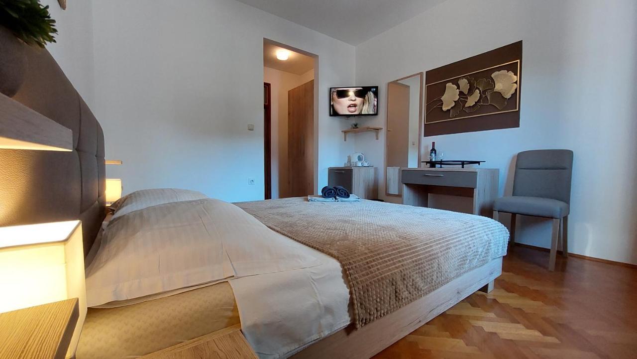 Villa Salvia Rooms And Apartments Rovinj Buitenkant foto