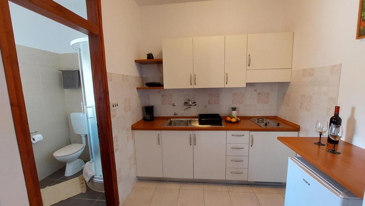 Villa Salvia Rooms And Apartments Rovinj Buitenkant foto