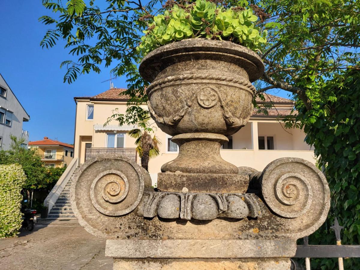 Villa Salvia Rooms And Apartments Rovinj Buitenkant foto